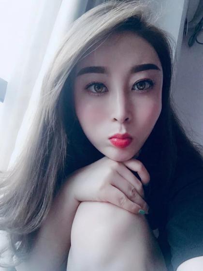 松江国乐广场无名小姐姐 第2张